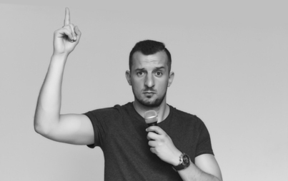 Zdjęcie do WCK: Piotr Zola Szulowski - Tw&oacute;j ruch - stand-up comedy